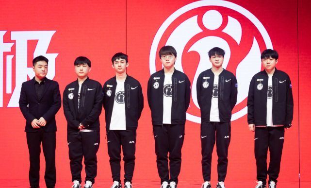 试图直接缩 试图直接缩